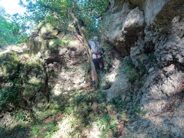 Seul passage facile pour escalader la falaise