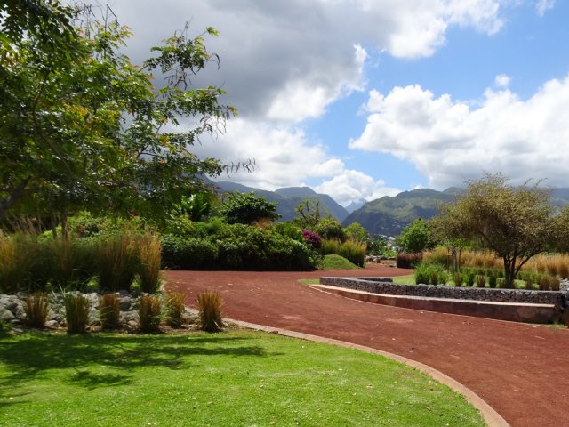 Les larges allées permettent de se croiser facilement