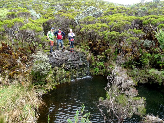Beau bassin à 5 m du sentier